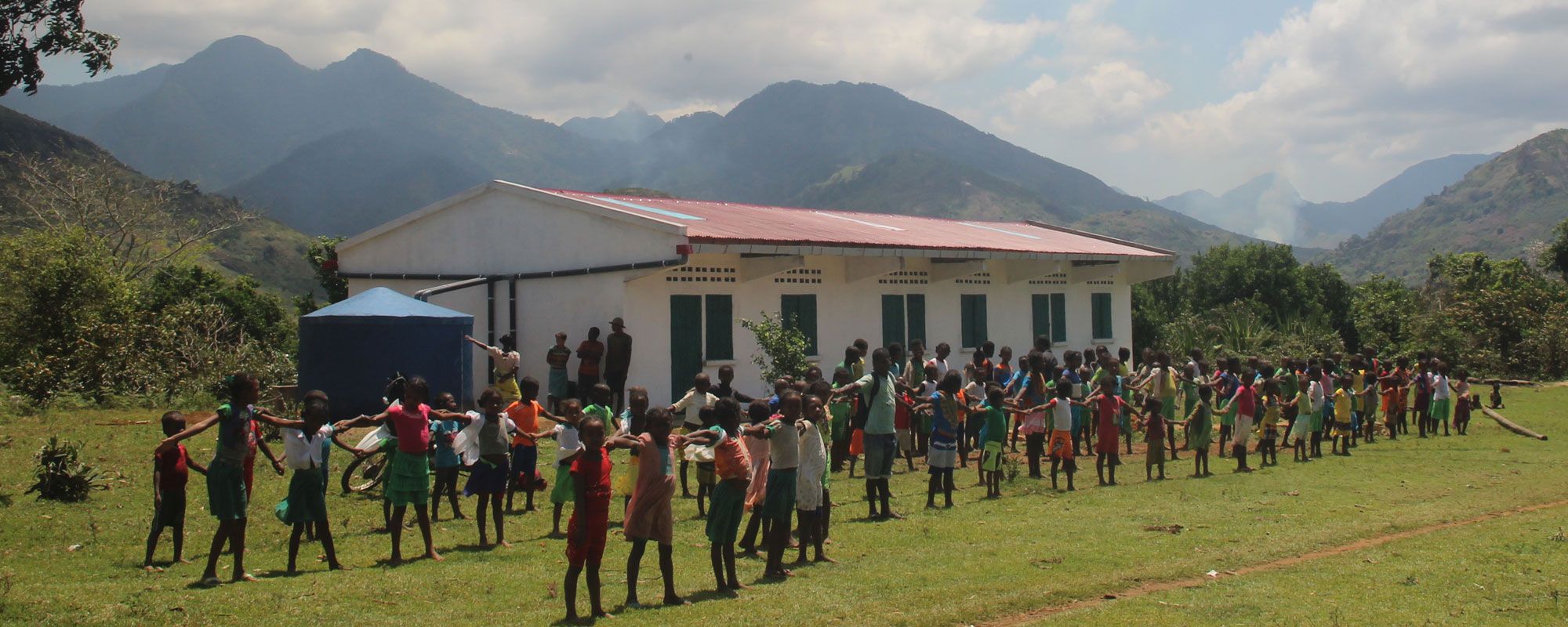 Mananara school with rainwater harvesting tank