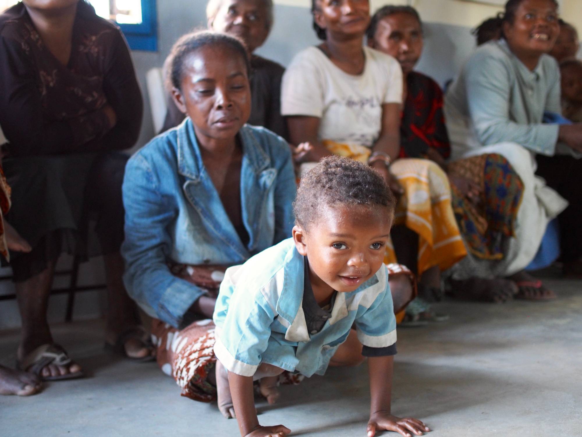 Votsira group of women and child