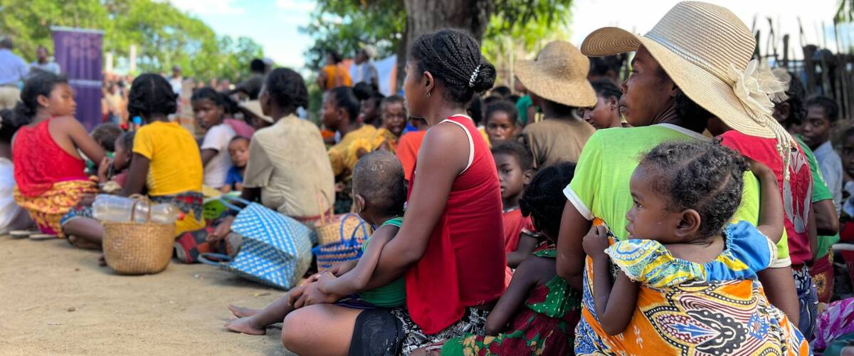 Women and children at a food distribution centre in southeast Madagascar